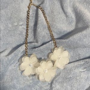 Floral Necklace 🌸
